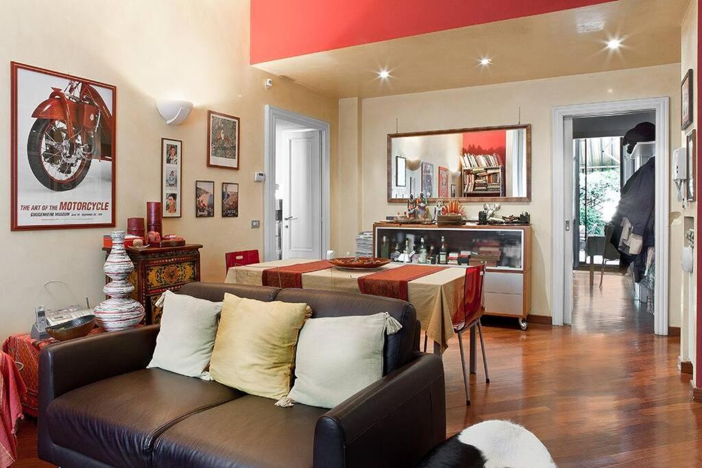 Apartment With Terrace In Central מילאנו מראה חיצוני תמונה